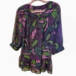 Apt 9 Semi sheer flowey blouse abstract design.